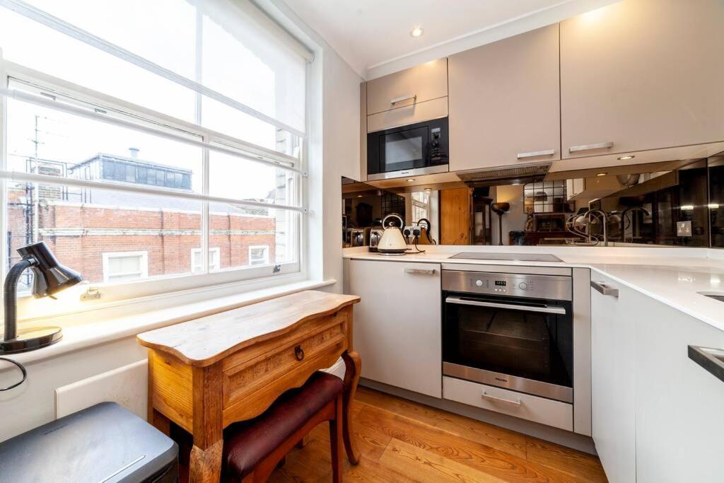 Outstanding Antique 1Br Flat In Soho Apartment London Exterior photo